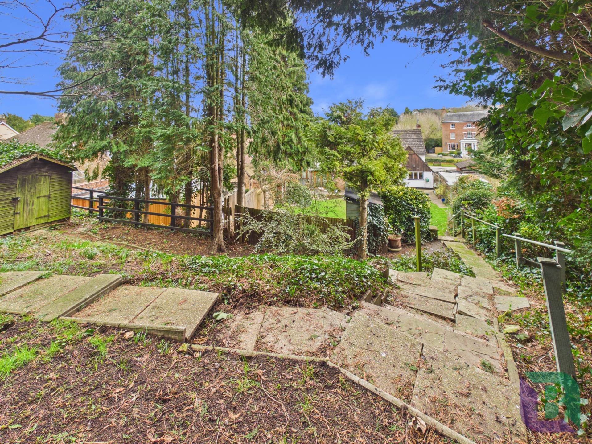 The Square, Aspley Guise, Image 19