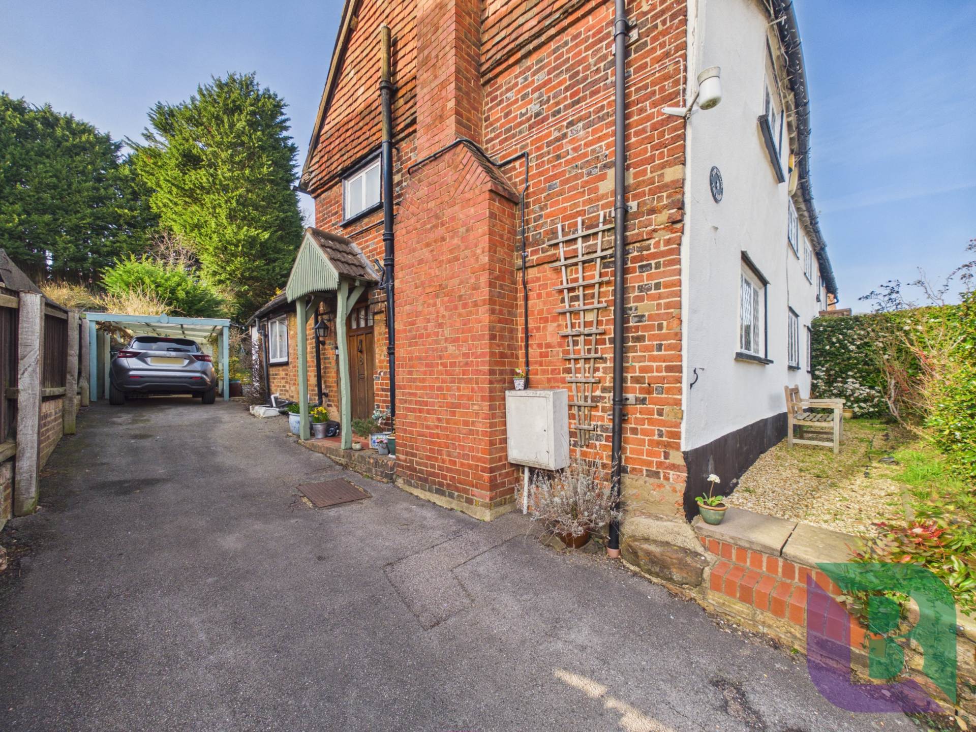 The Square, Aspley Guise, Image 28