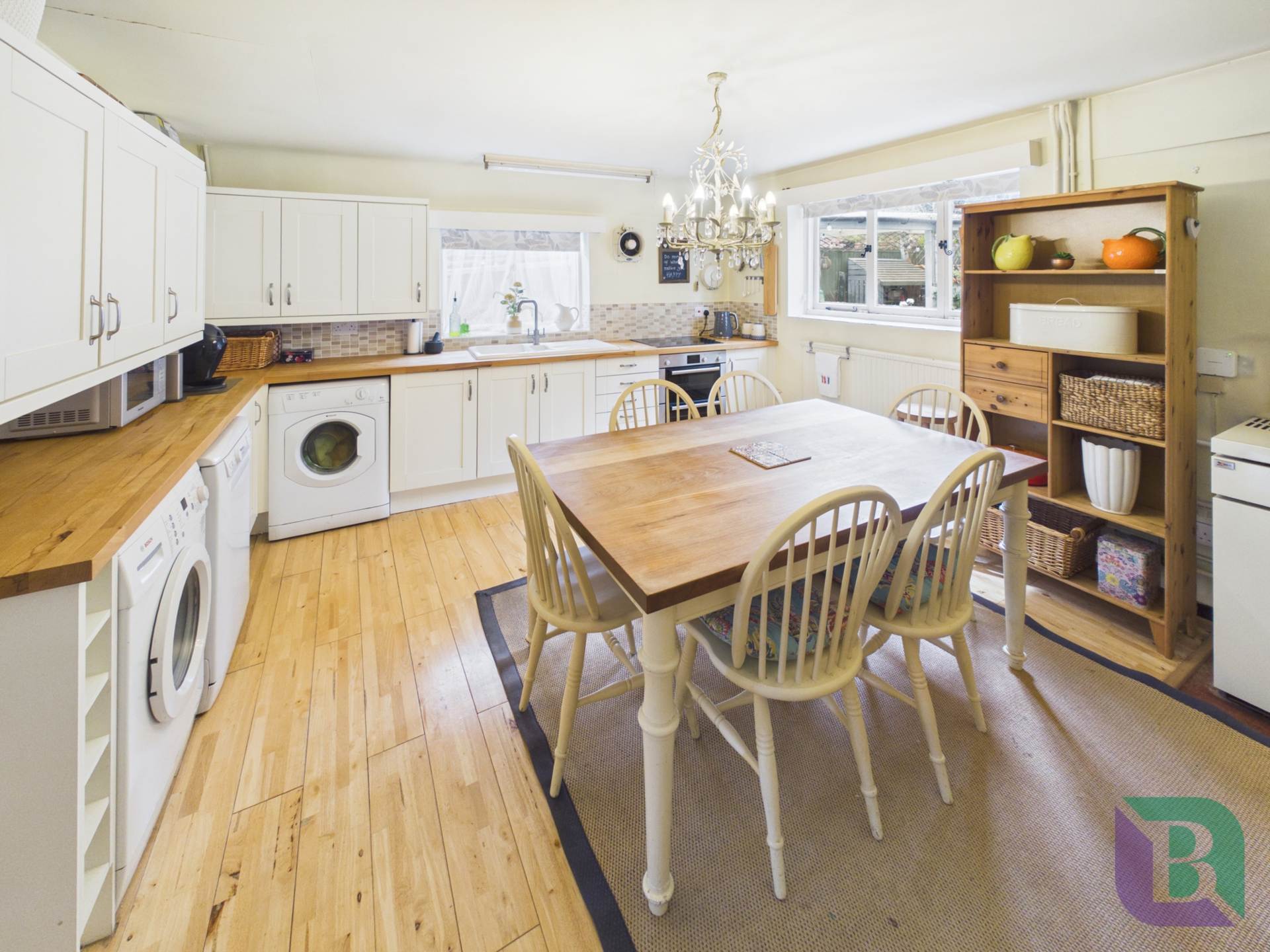 The Square, Aspley Guise, Image 3