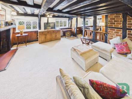 The Square, Aspley Guise, Image 7