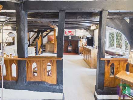 The Square, Aspley Guise, Image 9