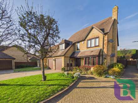 Chantry Close, Woburn Sands, Image 1