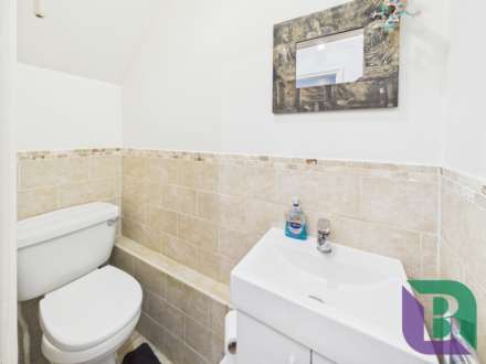 Chantry Close, Woburn Sands, Image 21