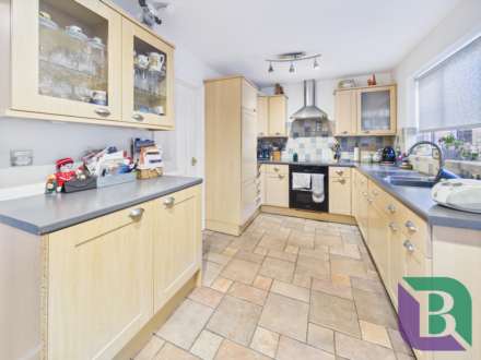 Chantry Close, Woburn Sands, Image 7