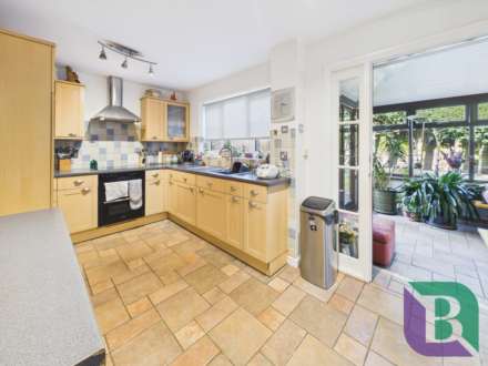 Chantry Close, Woburn Sands, Image 8