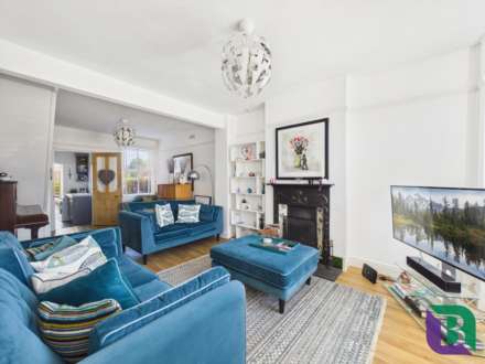 The Leys, Woburn Sands, Image 4