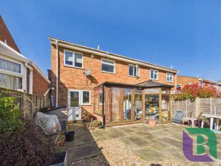 Weathercock Close, Woburn Sands, Image 13