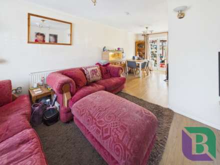 Weathercock Close, Woburn Sands, Image 5