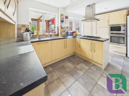 Weathercock Close, Woburn Sands, Image 6