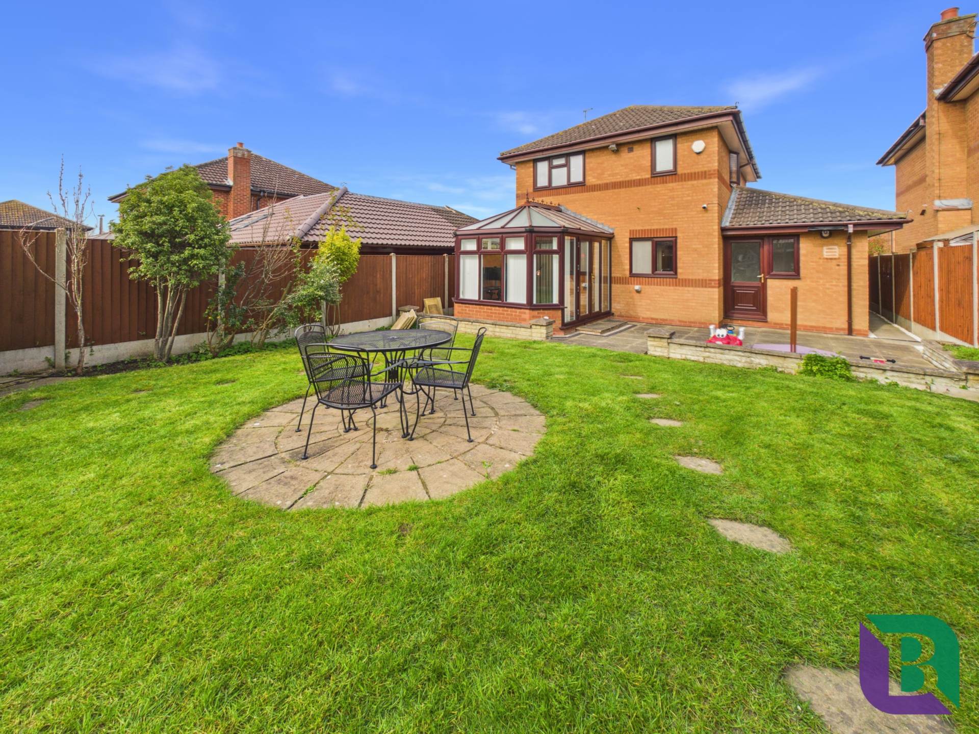 Maidenhead Avenue, Milton Keynes, Image 17