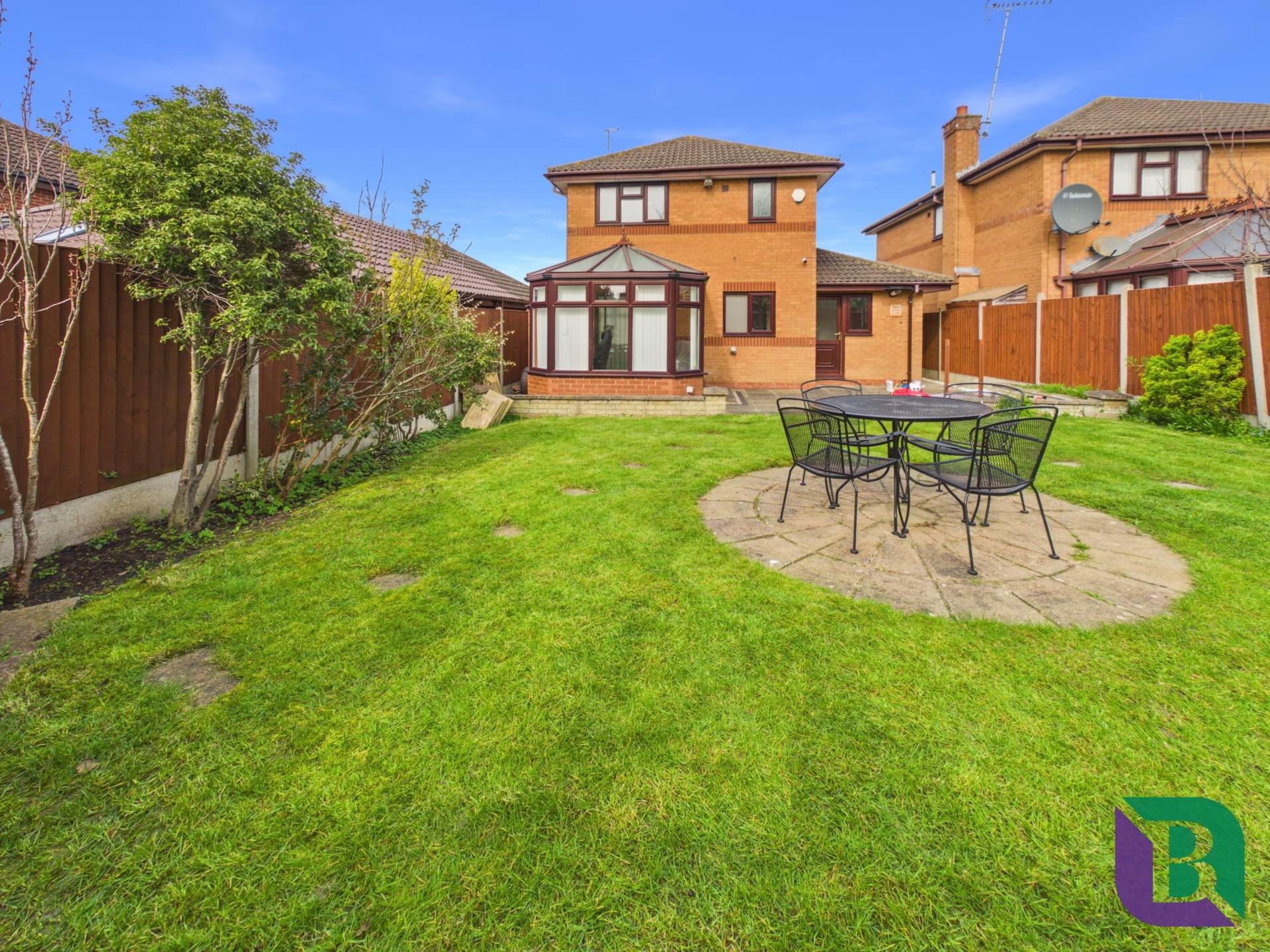 Maidenhead Avenue, Milton Keynes, Image 19