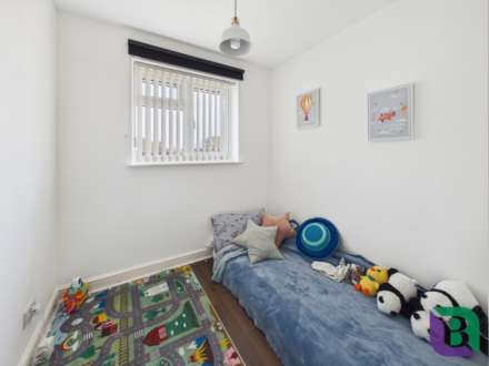 Maidenhead Avenue, Milton Keynes, Image 16