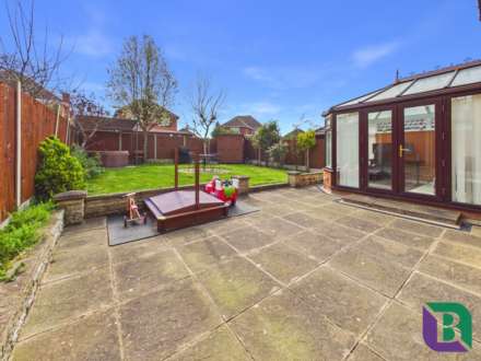 Maidenhead Avenue, Milton Keynes, Image 18