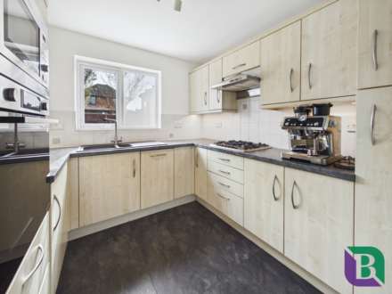 Maidenhead Avenue, Milton Keynes, Image 7