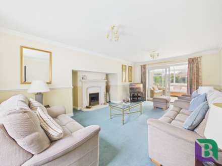 Ravel Close, Old Farm Park, Image 2