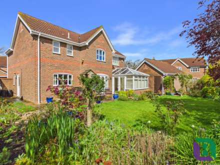 Ravel Close, Old Farm Park, Image 22