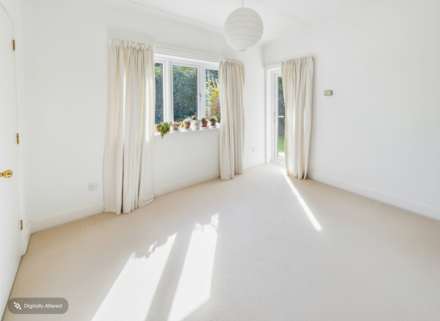 Manor Close, Salford Road, Aspley Guise, Image 18