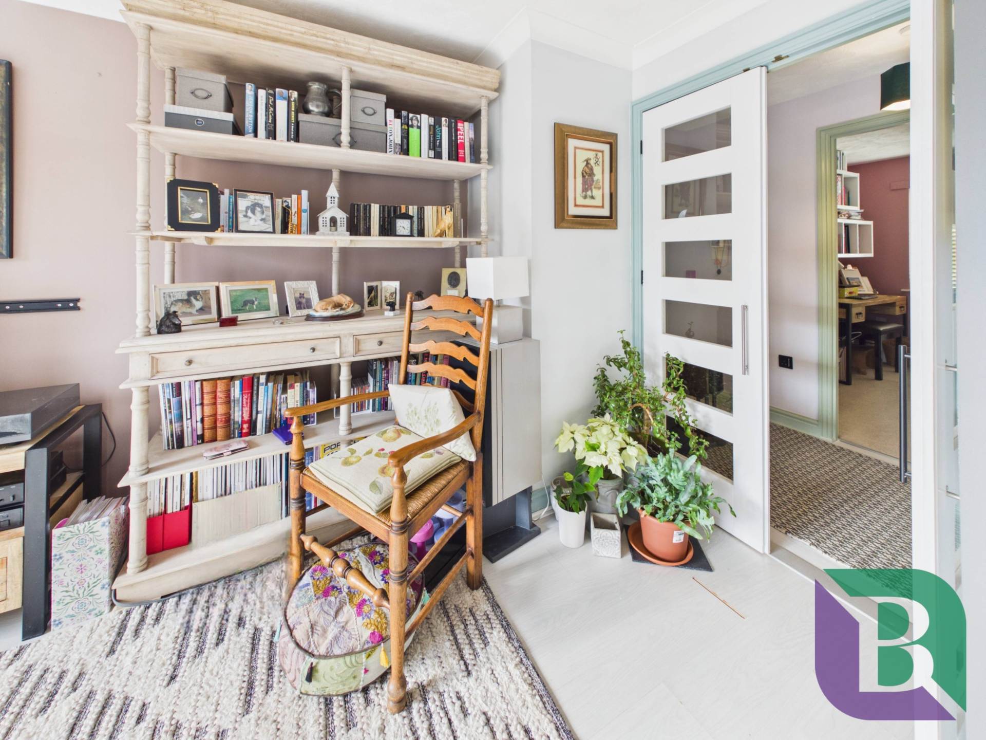 Eleanor Walk, Milton Keynes, Image 3