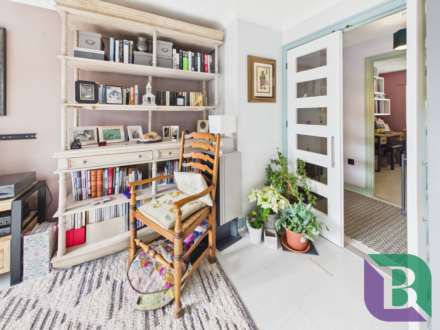 Eleanor Walk, Milton Keynes, Image 3