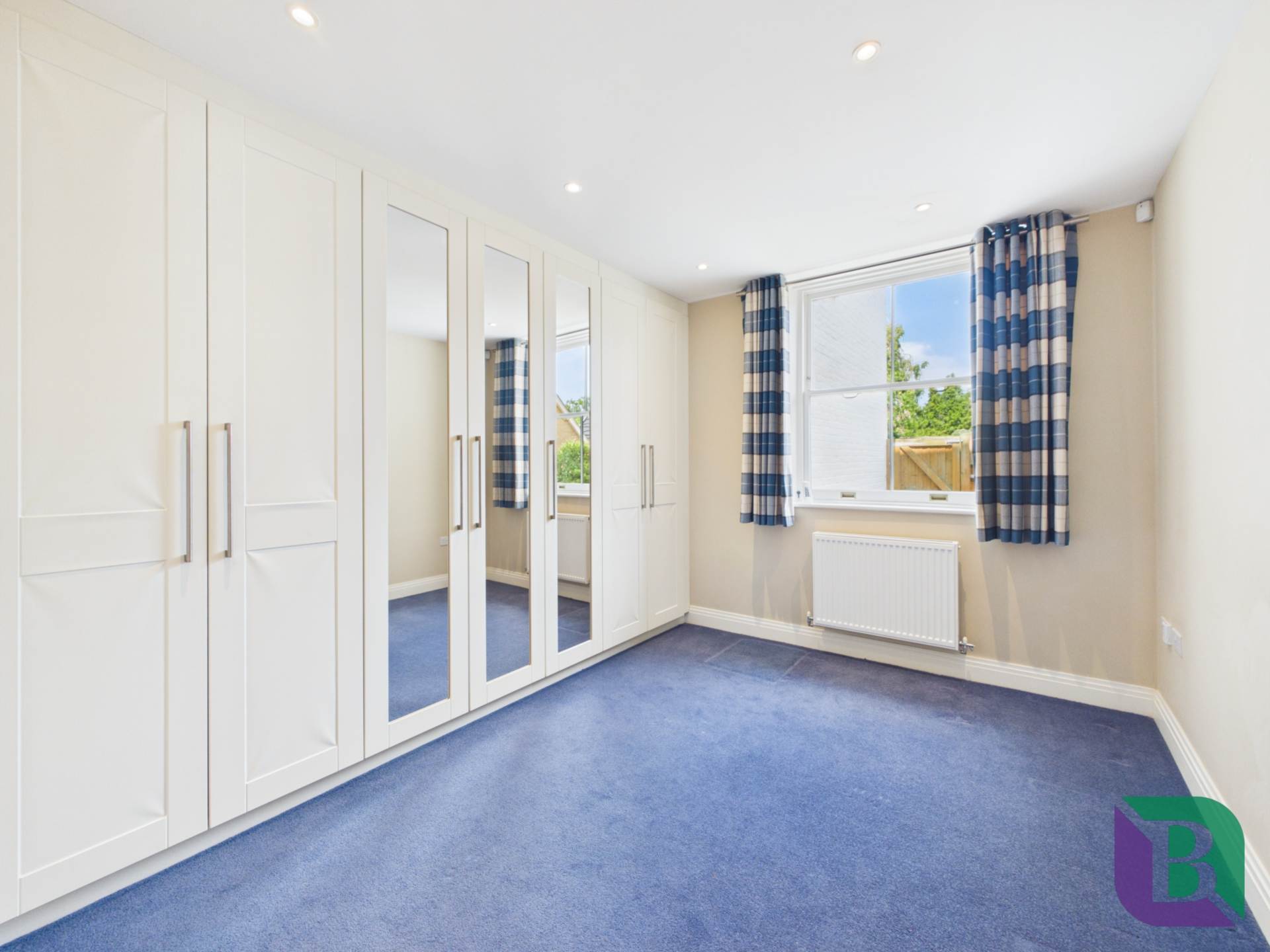 Sandy Court, Woburn Sands, Image 13