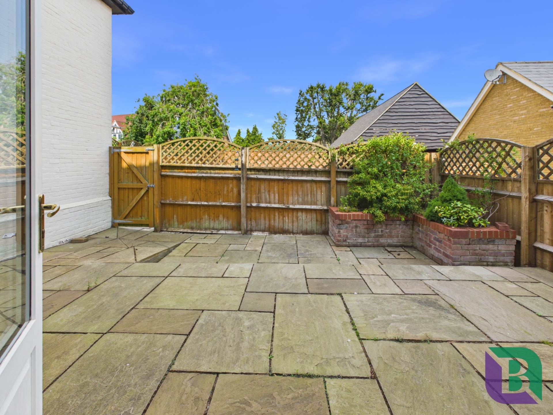Sandy Court, Woburn Sands, Image 3