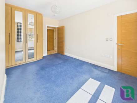 Sandy Court, Woburn Sands, Image 11
