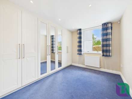 Sandy Court, Woburn Sands, Image 13