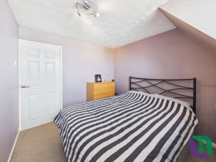 Yew Tree Close, Newton Longville, Image 13