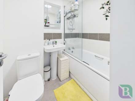 Drayhorse Crescent, Milton Keynes, Image 19