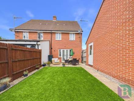 Drayhorse Crescent, Milton Keynes, Image 26