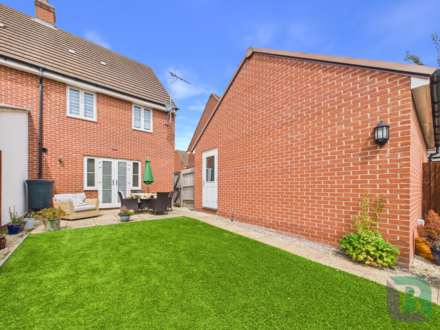 Drayhorse Crescent, Milton Keynes, Image 27