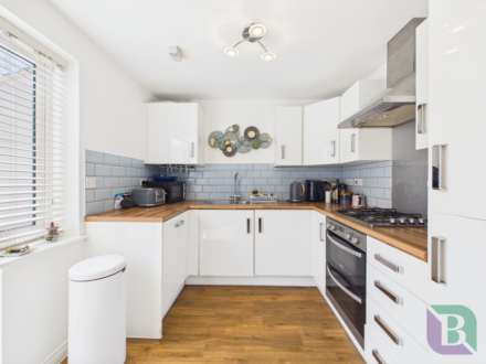 Drayhorse Crescent, Milton Keynes, Image 7
