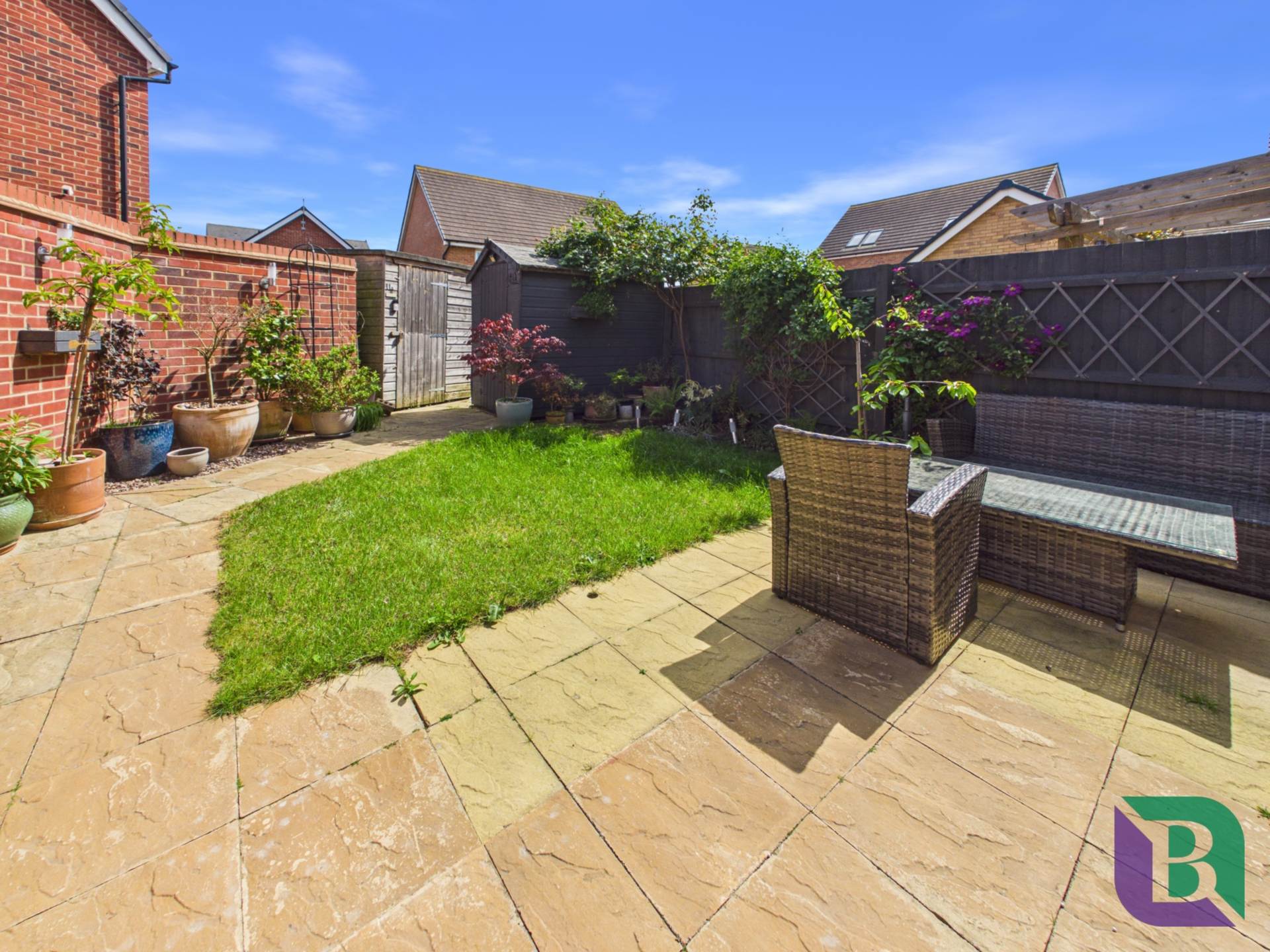 Ellynore Close, Brooklands, Image 20
