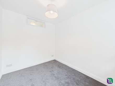 Boxberry Gardens, Milton Keynes, Image 8
