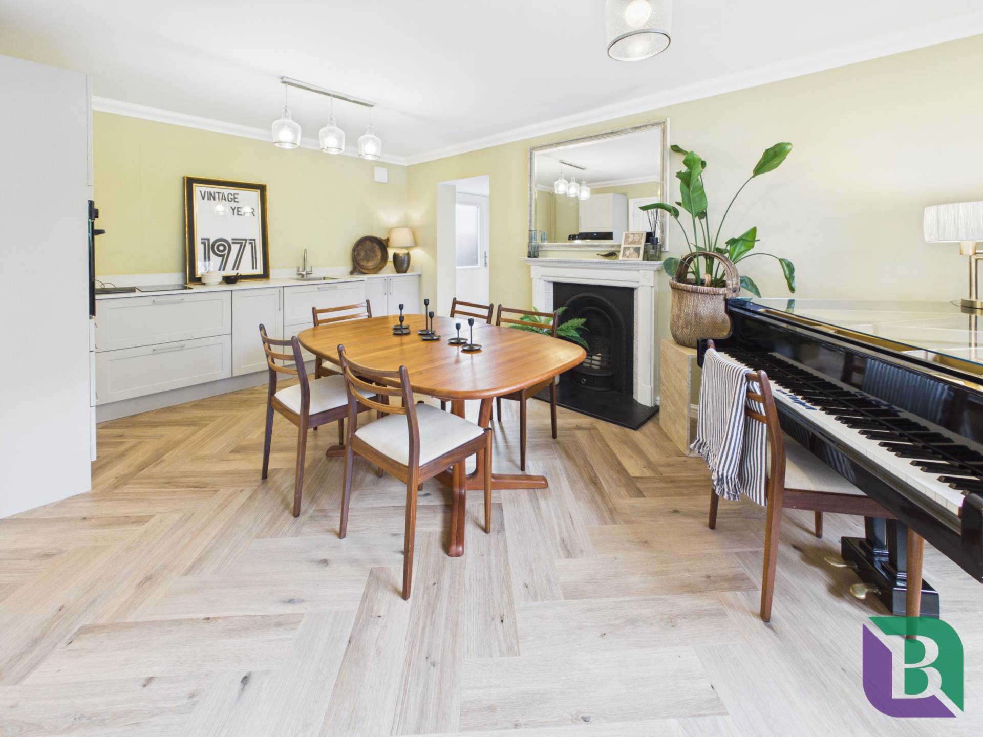 Chantry Close, Woburn Sands, Image 4