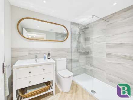 Chantry Close, Woburn Sands, Image 10