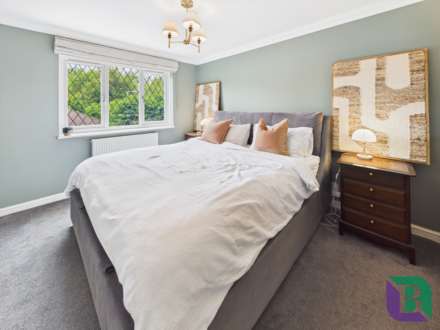 Chantry Close, Woburn Sands, Image 12