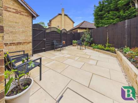 Chantry Close, Woburn Sands, Image 21