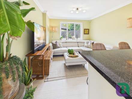 Chantry Close, Woburn Sands, Image 5