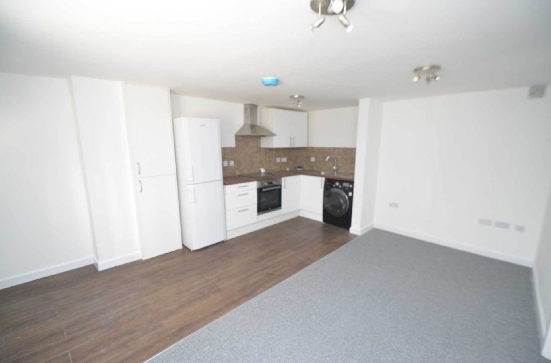 Queensway, Milton Keynes, Image 2