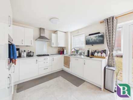 Bolebec Avenue, Milton Keynes, Image 4