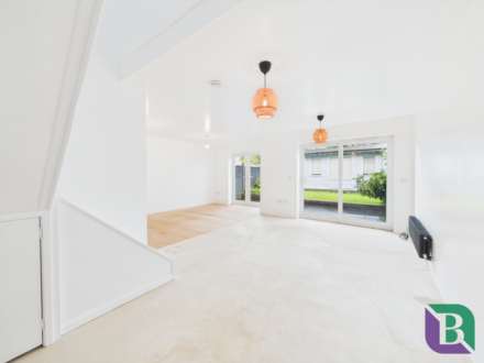 Maple Grove, Woburn Sands, Image 4