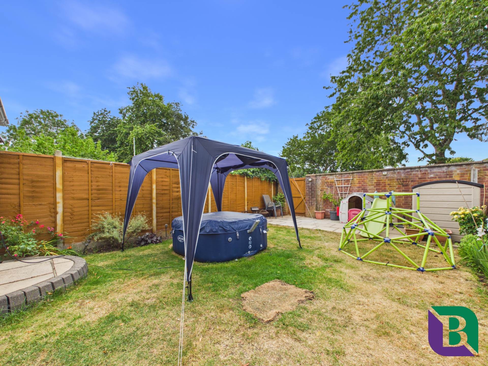 Glenwoods, Newport Pagnell, Image 17