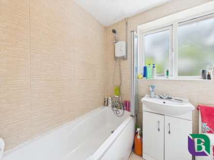 Glenwoods, Newport Pagnell, Image 12