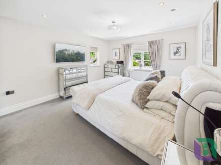 Cross End, Wavendon, Image 12