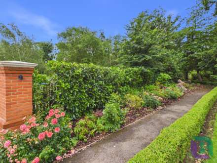 Cross End, Wavendon, Image 20