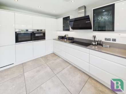 Cross End, Wavendon, Image 7