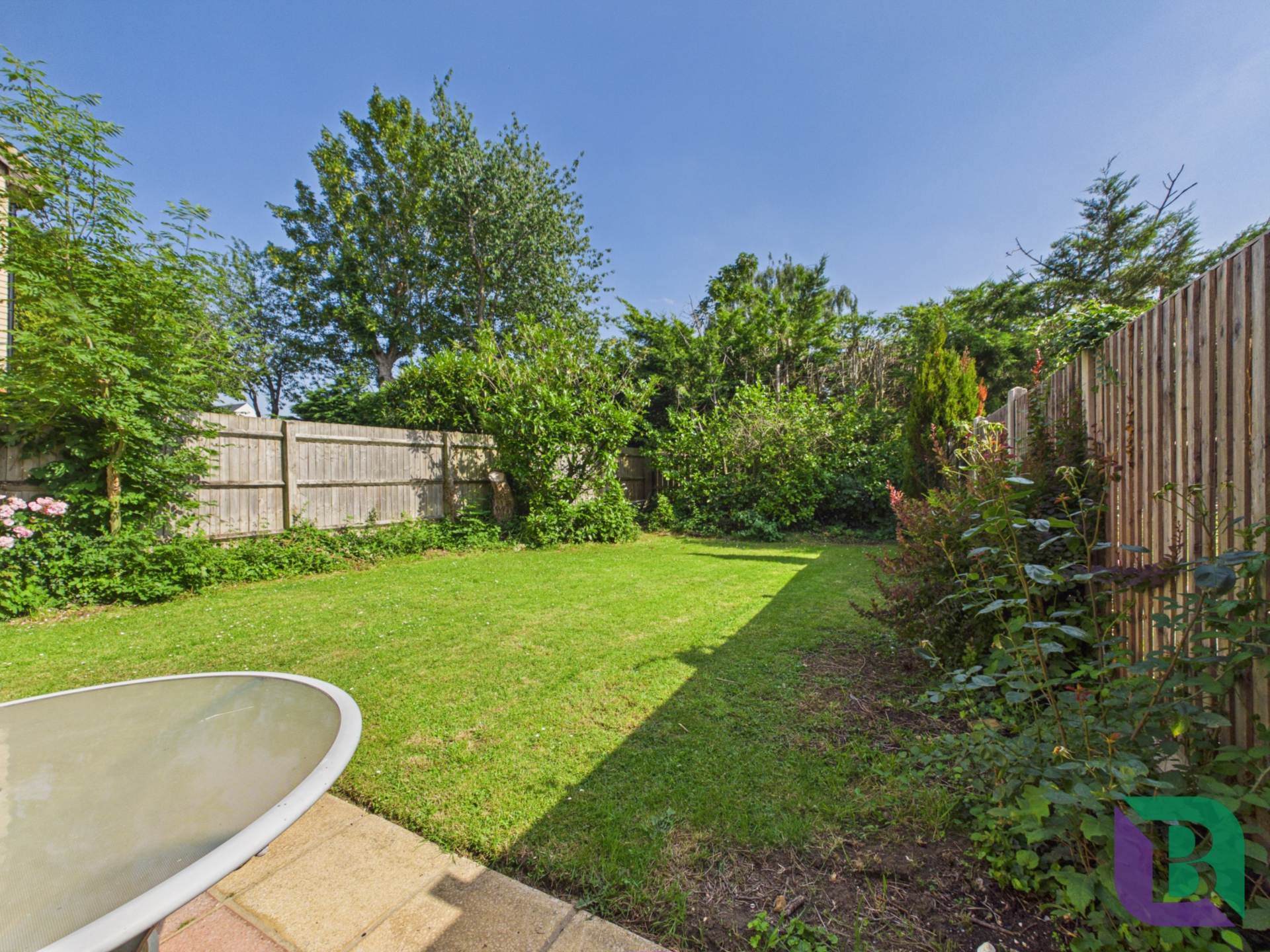 Boxberry Gardens, Walnut Tree, Image 12