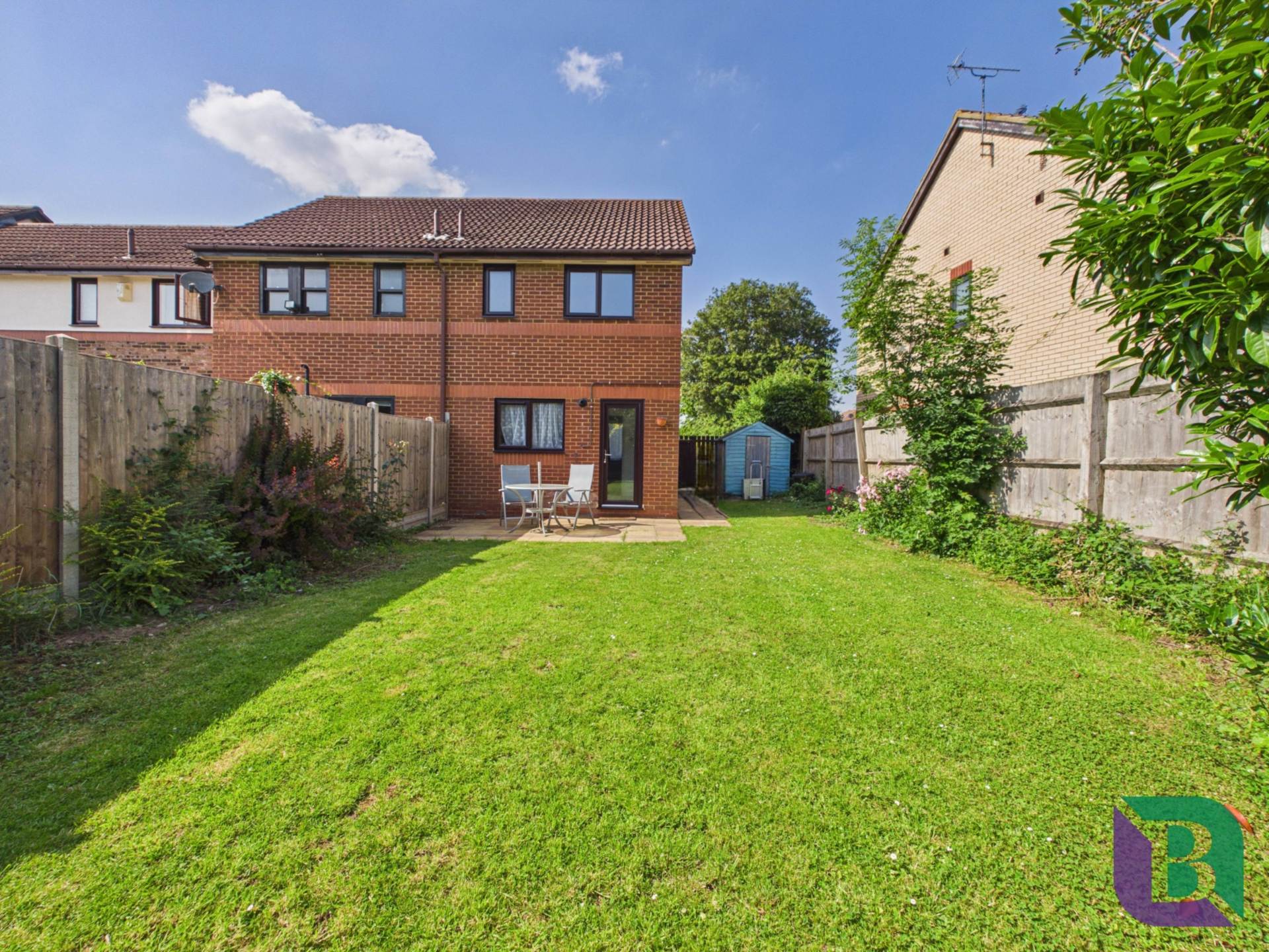 Boxberry Gardens, Walnut Tree, Image 13