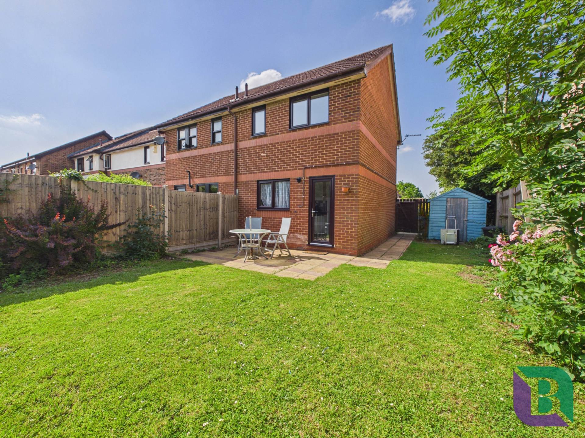 Boxberry Gardens, Walnut Tree, Image 2
